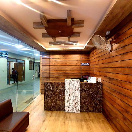 Veekay Residency Hotel Bangalore Exterior photo